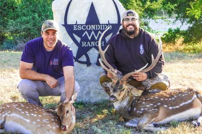 Axis Doe & Hog Hunt near Junction, Texas | Escondido Ranch